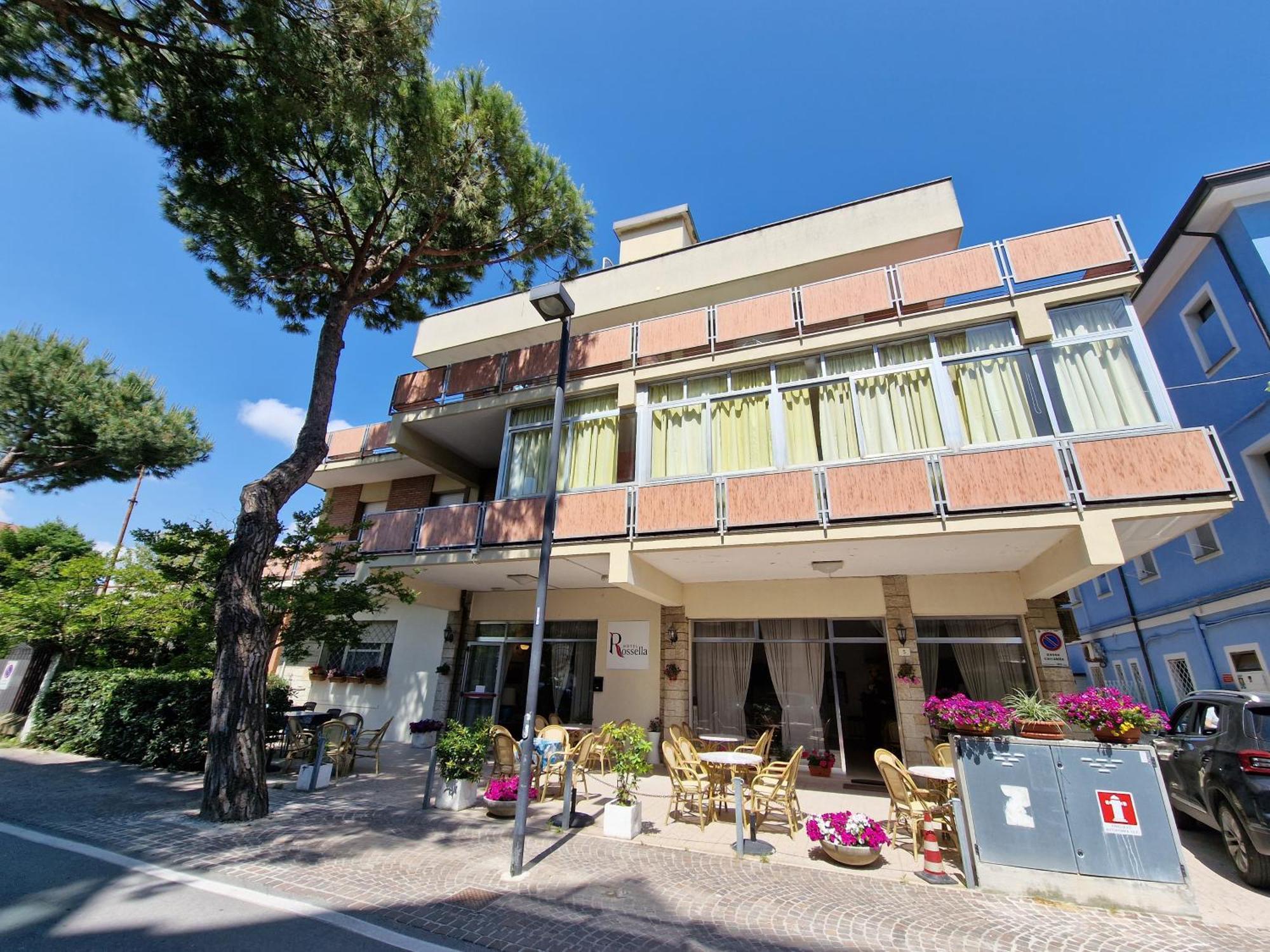 Hotel Rossella Rimini Exterior foto